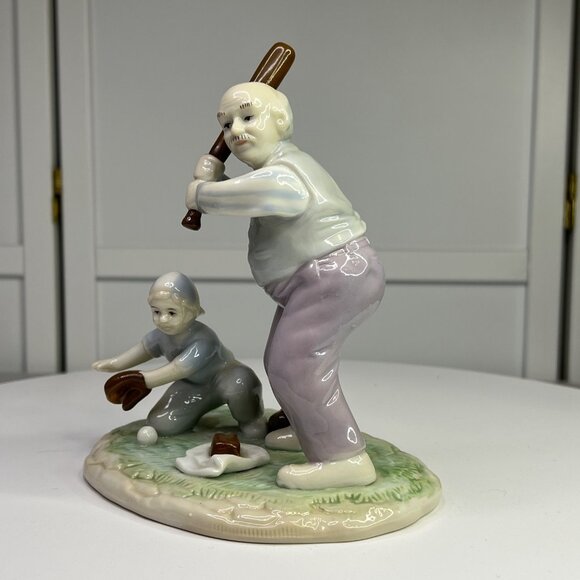 Strike Out Paul Sebastian 1992 Vintage Baseball Figurine 7" Collectible - Picture 4 of 11